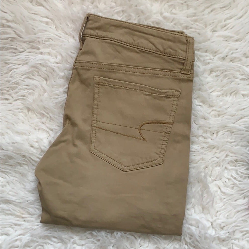 AMERICAN EAGLE Khaki Jegging